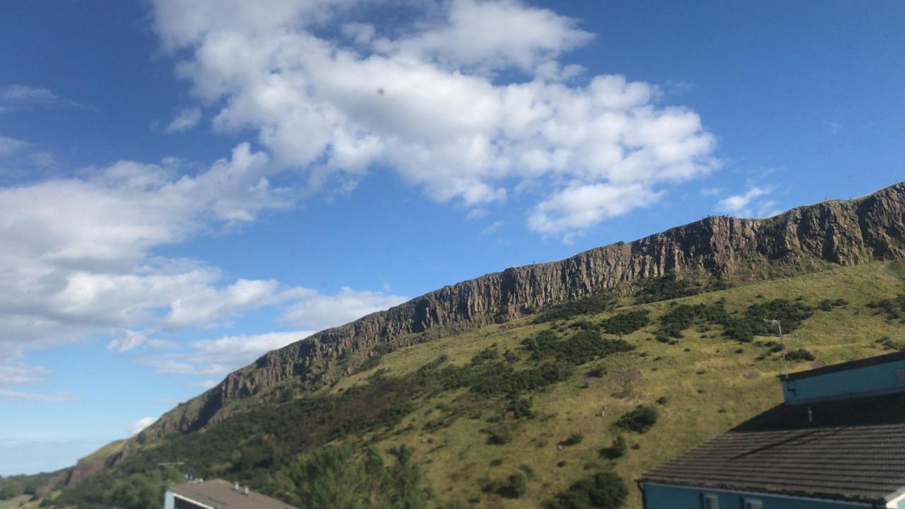 Holyrood Skyline Apartment Edinburgh Ngoại thất bức ảnh