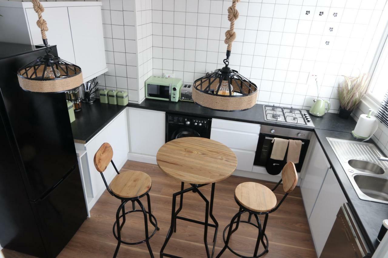 Holyrood Skyline Apartment Edinburgh Ngoại thất bức ảnh