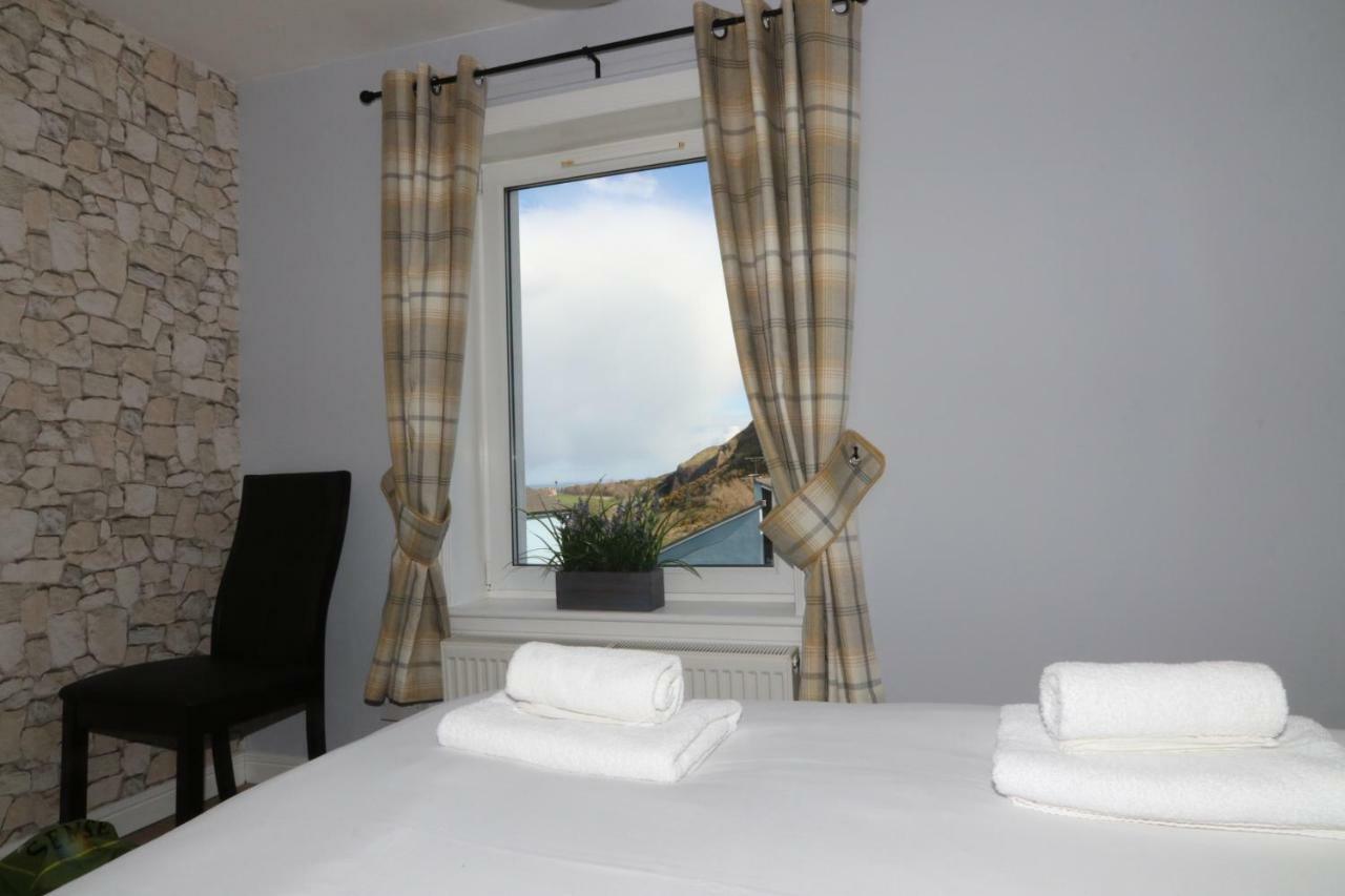 Holyrood Skyline Apartment Edinburgh Ngoại thất bức ảnh