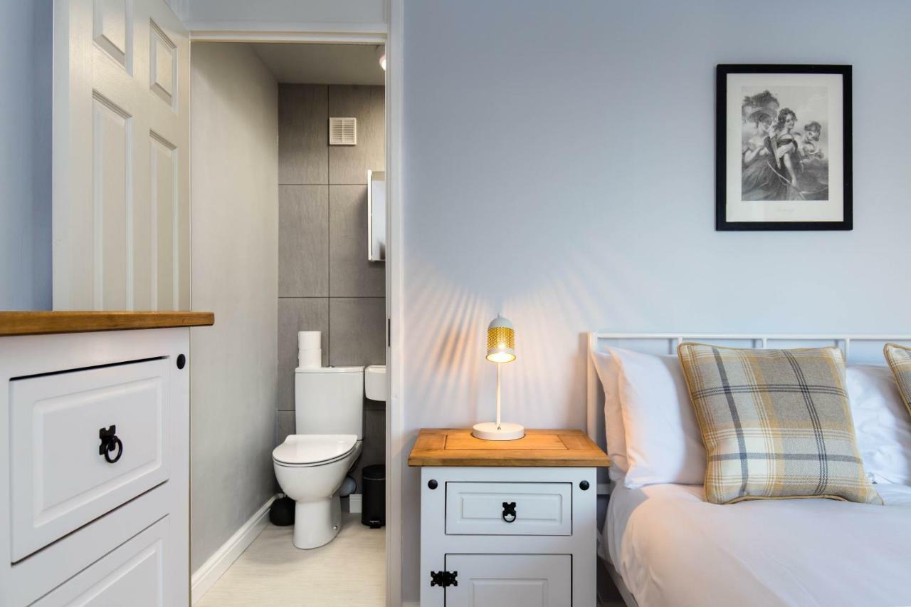 Holyrood Skyline Apartment Edinburgh Ngoại thất bức ảnh